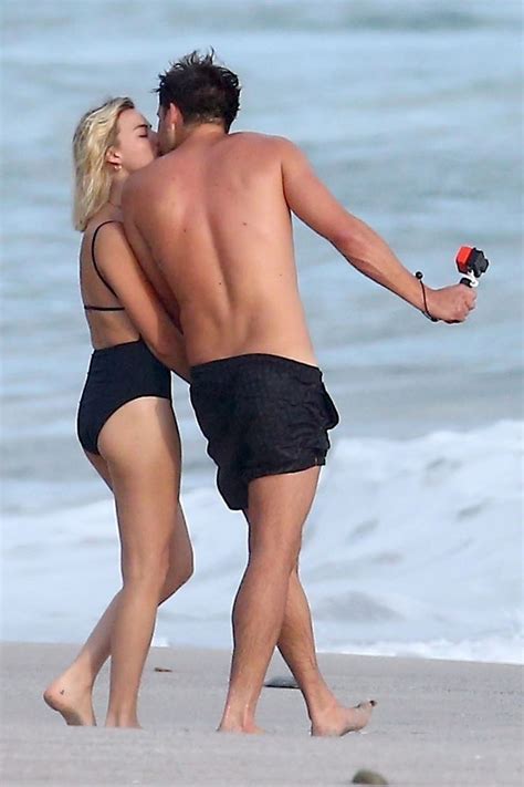 margot robbie sexy the fappening leaked photos 2015 2019