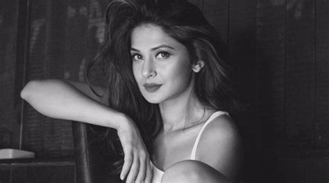 You Cannot Afford To Miss Jennifer Winget‘s Recent