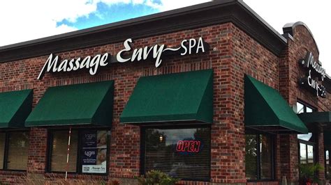 roseville massage therapist faces  criminal sexual conduct charge