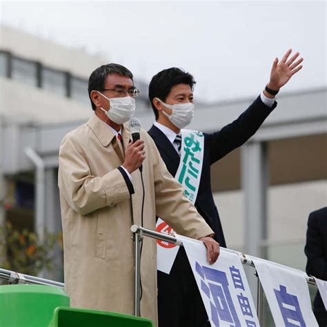 たまプラーザ駅にて、河野太郎前ワクチン担当相と演説 みたに英弘 公式サイト