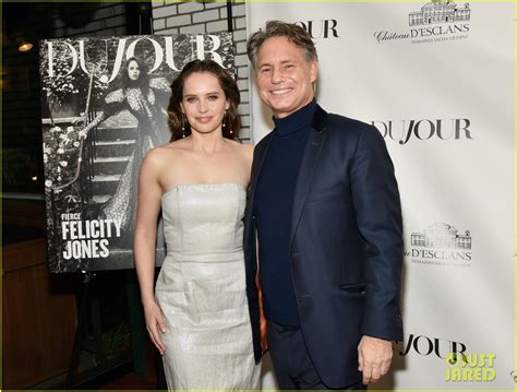 felicity jones celebrates on the basis of sex at nyc dinner photo