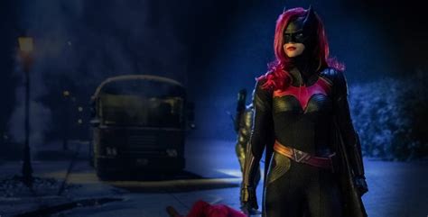 the movie sleuth batnews the cw s batwoman trailer and poster released