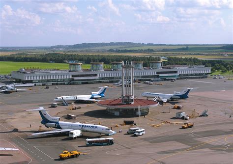 filepulkovo airportjpg wikipedia
