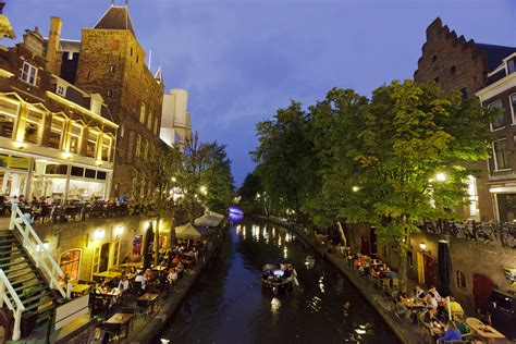 wharves  canals  utrecht netherlands tourism