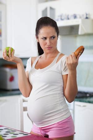 pregnant women start showing foods  avoid  pregnant women