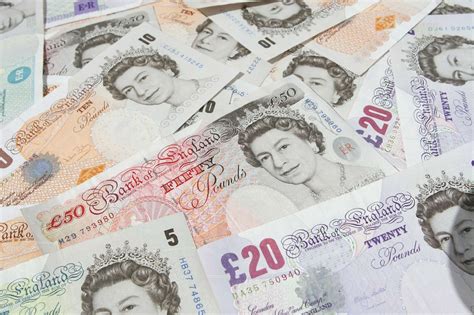bank  england announces polymer banknotes   introduced