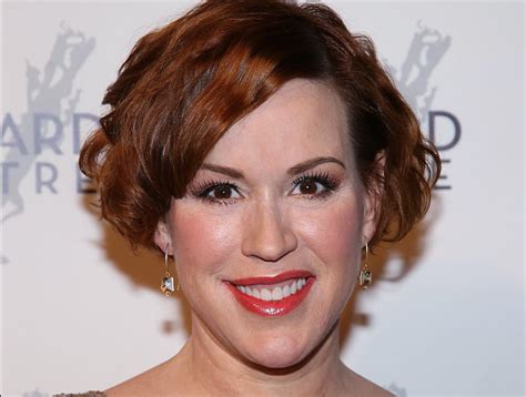 molly ringwald is joining the cast of this comic based
