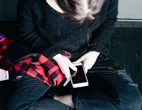 Cyberbullying And Sexting – Cybersmile