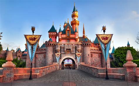 disneyland wallpapers images  pictures backgrounds