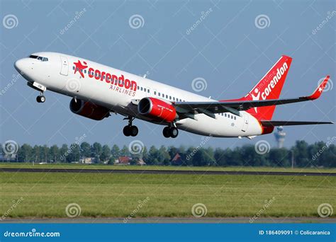 corendon plane    runway editorial photo image  boeing corendon