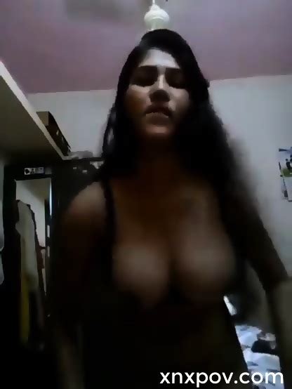 Hot Desi College Girl Stripping Nude N Masturbating Girl Hot Eporner