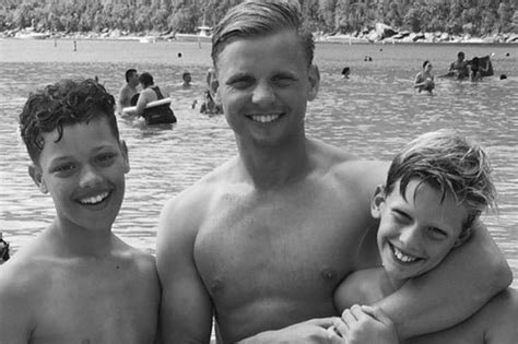 Jade Goody S Sons Grin On Luxury Holiday In Rare Photo With Dad Jeff