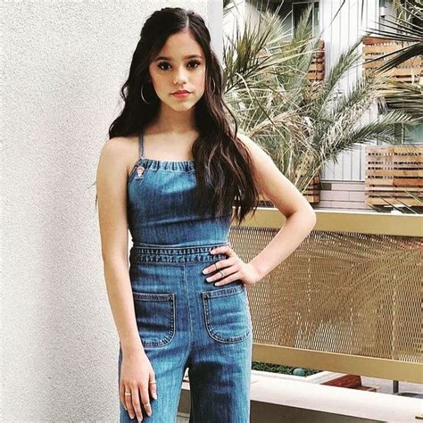 pin by chuy on girl in 2019 jenna ortega selena gomez celebrities