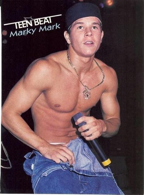shirtless pictures of mark wahlberg 41 pics