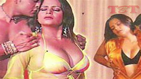 C Grade Movie Posters Hot And Sexy Bhabhi Huge B00bs