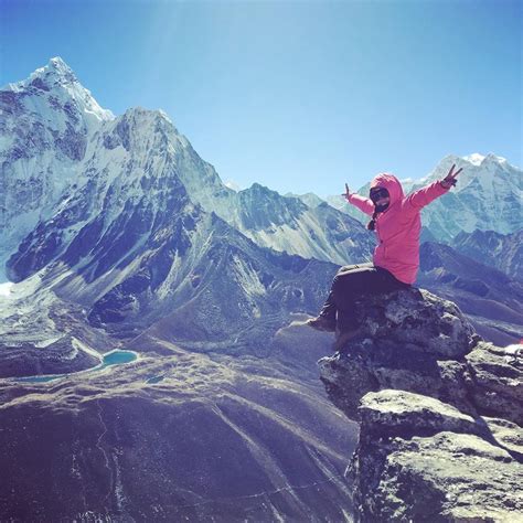 solo female trek exploring nepal alone as a woman