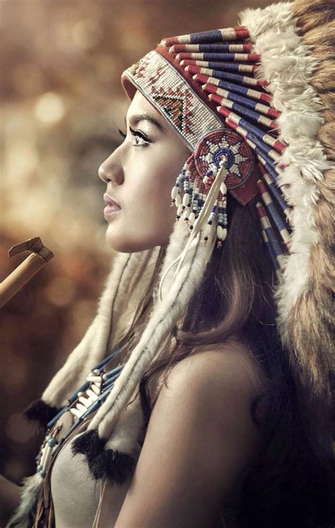Wonderful Native American Headdress Native American Girls American