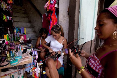 Economists Question Cuba’s Commitment To Privatizing Businesses The
