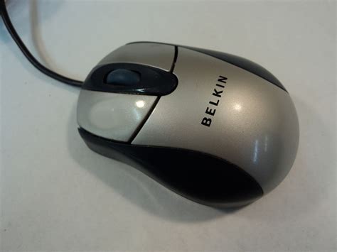 belkin optical mouse  button scroll usb ps silverblue miniscroller fe opt
