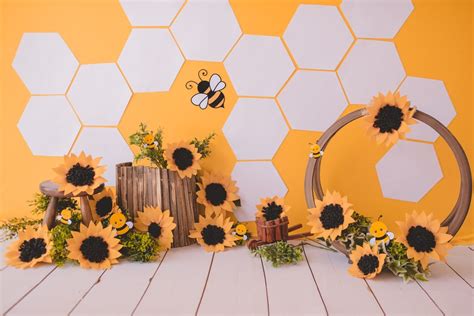 bumble bee party decor ideas themed party decorations london