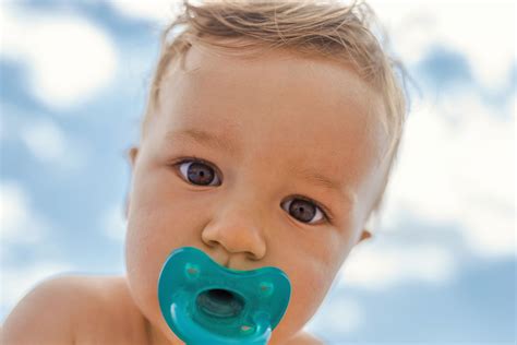 treat heat rash  babies  toddlers