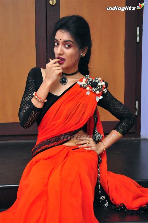 janani  telugu actress  images gallery stills  clips indiaglitzcom