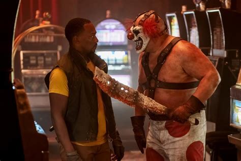 watch anthony mackie fights killer clown sweet tooth in twisted metal