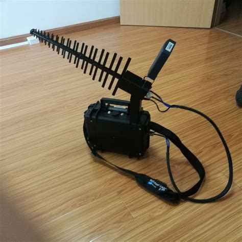 waterproof drone signal jammer small case type  easy carrying