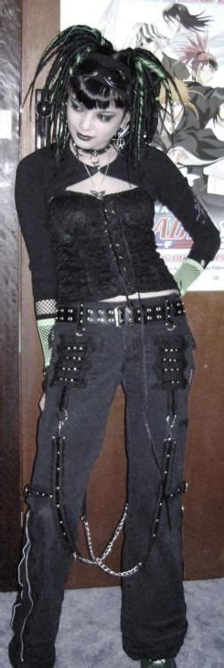 Blog Dedicated To Late 90’s 2000 S Goth Punk — I Love This Fashion