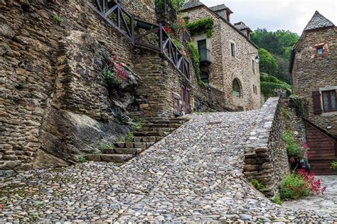Les Plus Beaux Villages De France Belcastel Aveyron