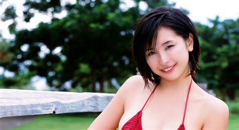 Japan Sexiest Yamasaki Mami Pretty And Hot Bikini