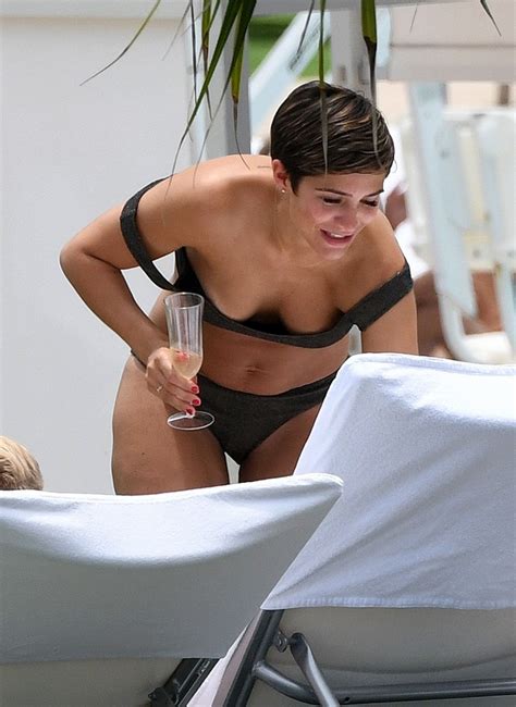 Frankie Bridge Nude Exhibited Tits And Juicy Pussy The