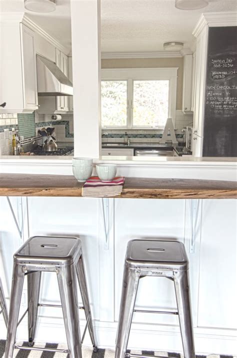affordable  wall  kitchen  breakfast bar idea