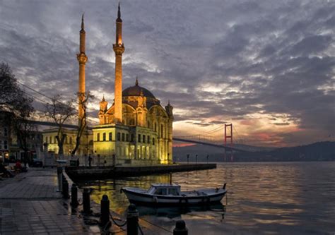 ortakoey mosque  istanbul tr atguidof