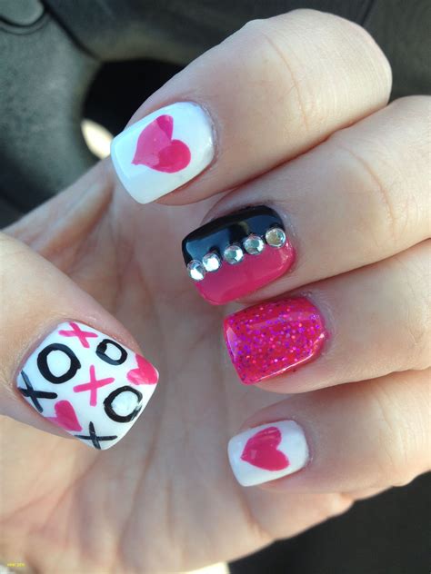elegant valentine toe nail art nail designs valentines heart nails heart nail designs