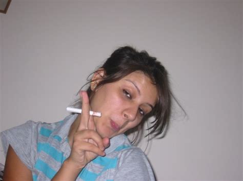 smoking indian girls smoking hot indian girls