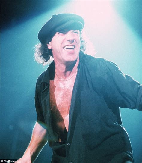 Ac Dcs Brian Johnson Feels Betrayed By Band Mates Over Hearing Issues