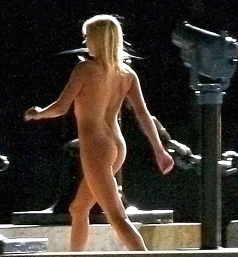 anna faris fappening nude and sexy 48 photos the