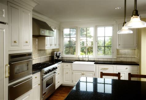 cape  remodel traditional kitchen seattle  aome architects