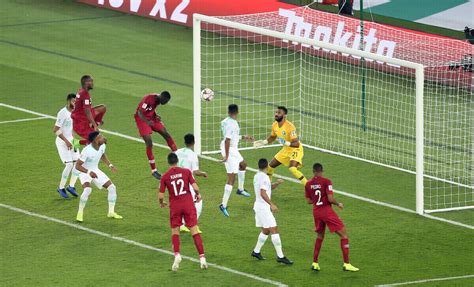 almoez ali qatar vs saudi arabia afc asian cup 2019