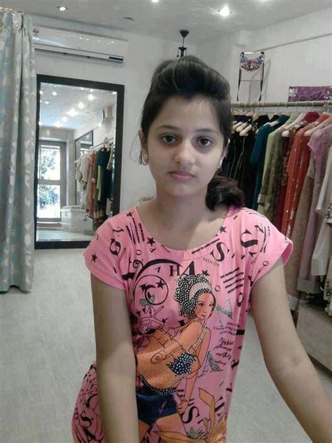 Desi Girls Pictures Images Graphics For Facebook