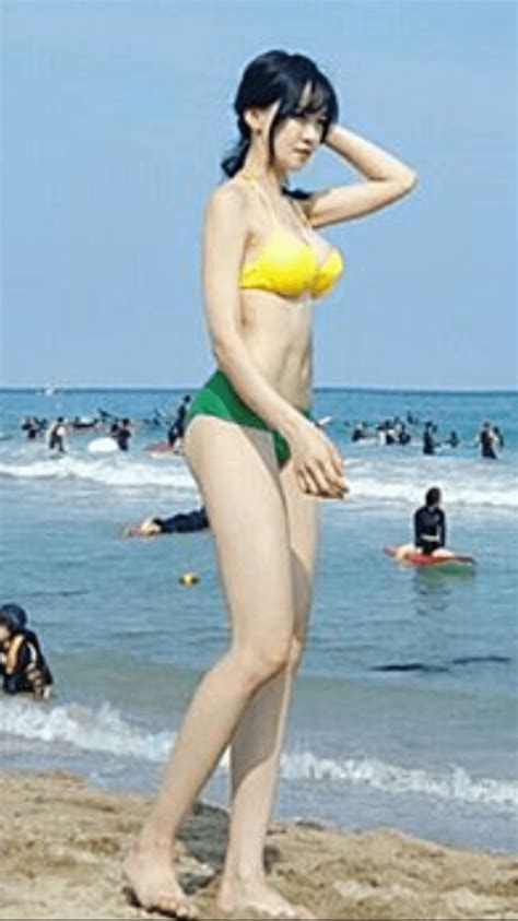 Paparazzi Catches Female Idols Half Naked At The Beach