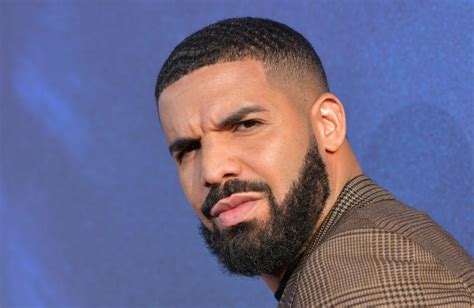 Billboard Music Awards Drake Honored As Artist Of The Decade Says He