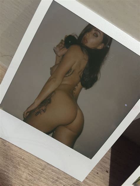 Scarlet Bouvier Nude And Sexy 23 Photos Videos