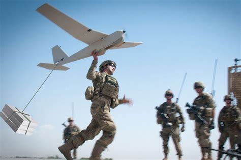 army soldiers  macbook sized tablet  operate multiple small drones fox news