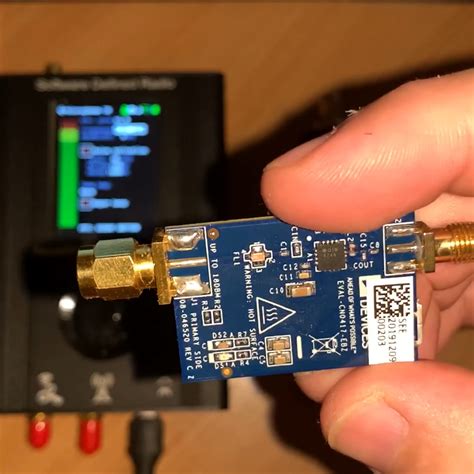 extendsdrtransmitrange limesdr hackrf adalmplutoamplifier yokdglgfeswebm shot