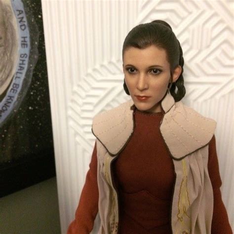 star wars hot toys princess leia bespin updated with part ii 72300