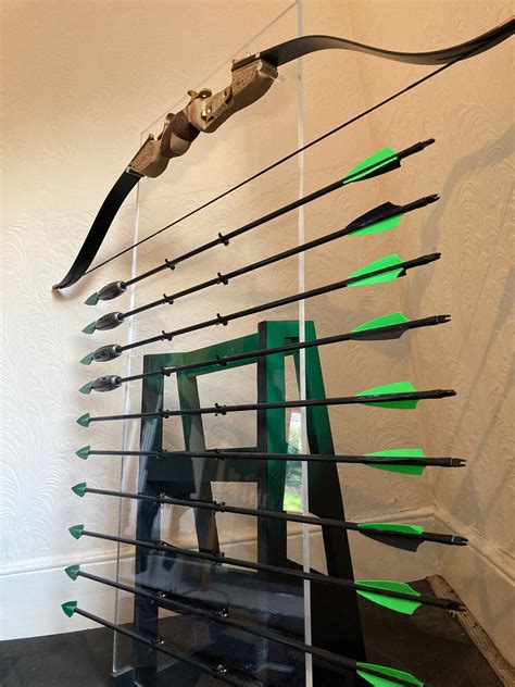green bow  arrow