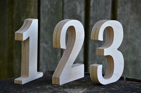 wooden numbers  standing wedding table