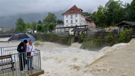 hochwasser rosenheim chiemgau schäden in millionenhöhe bayern
